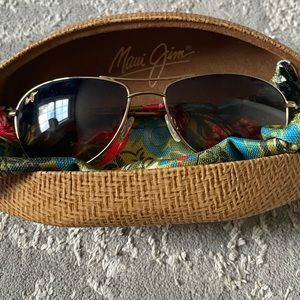 Maui Jim aviators brand new small fit